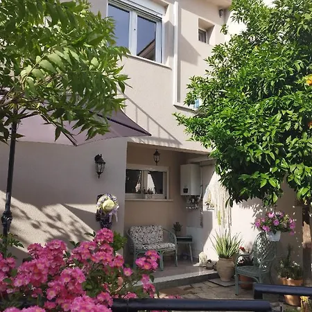 Ferienhaus Mary's Dreamy Maisonette-volos, Peaceful Area