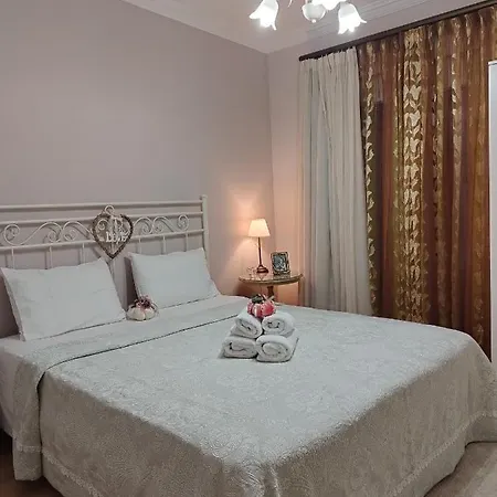 Mary's Dreamy Maisonette