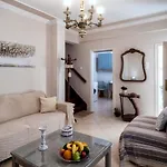 Mary's Dreamy Maisonette Tatil Evi Golos