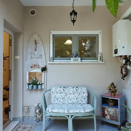 Mary's Dreamy Maisonette-volos, Peaceful Area