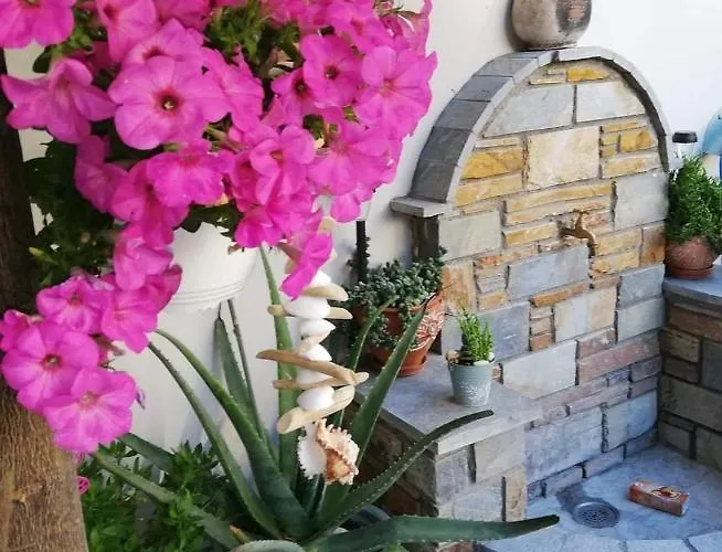 Mary's Dreamy Maisonette Case de vacanță *