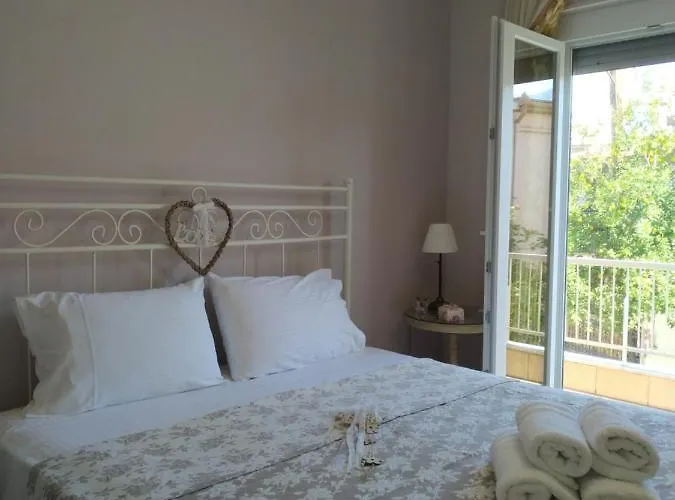 Mary's Dreamy Maisonette