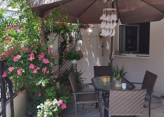 Mary's Dreamy Maisonette